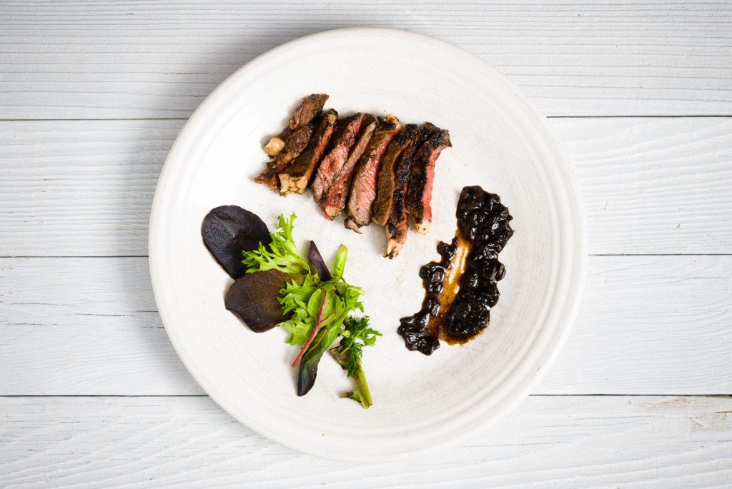 Balsamic Steak With a Shallot Chutney • Nomageddon